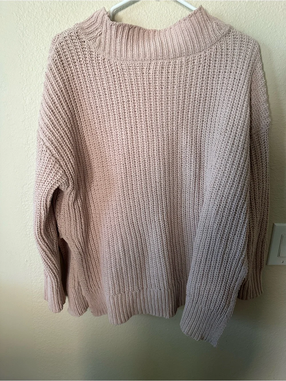 Aerie women's Chunky Knit Crewneck Sweater - Blush Pink size S/ NWOT 1048